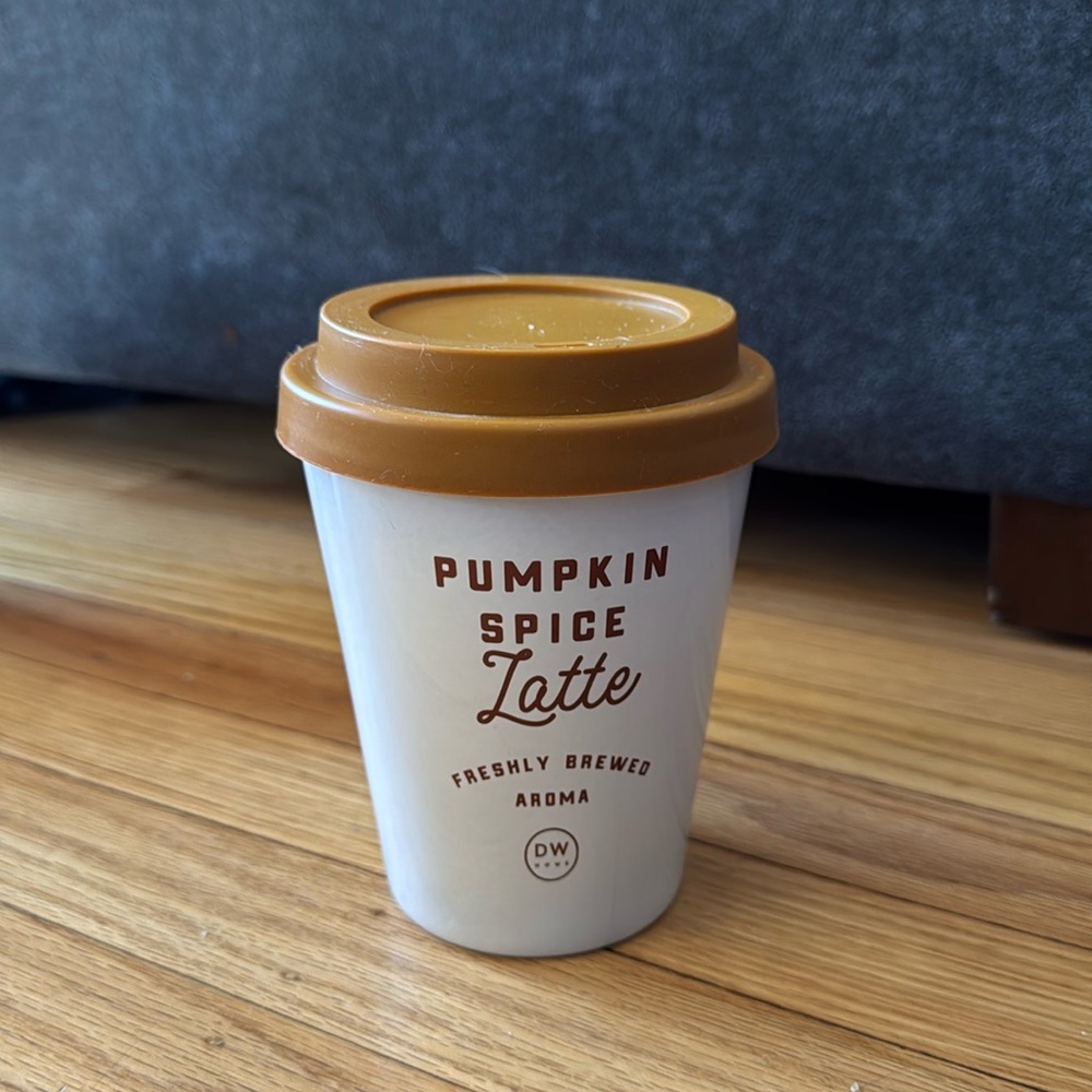 DW Home Candle - Pumpkin Spice Latte